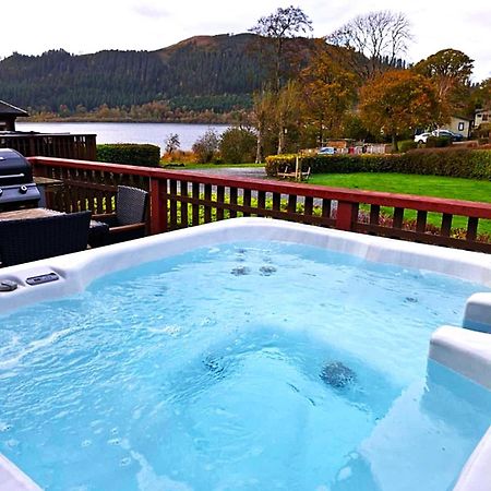 Lodge By The Lake - Lake District - Hot Tub Bassenthwaite Eksteriør bilde