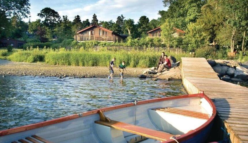 Lodge By The Lake - Lake District - Hot Tub Bassenthwaite Eksteriør bilde